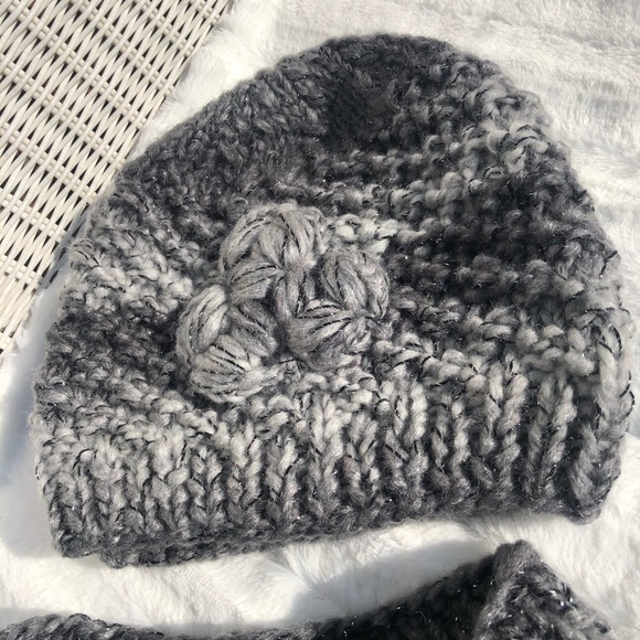 Handmade beautiful grey shimmer scarf & hat set main image 8